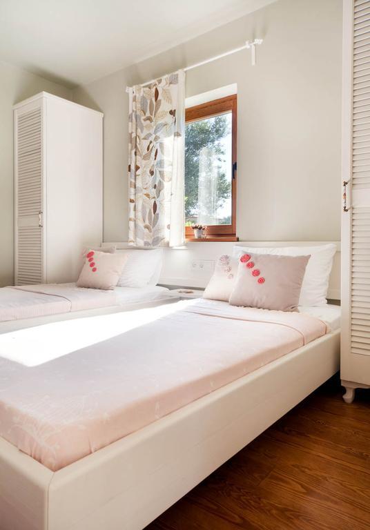 Mavikarga Bozcaada Bed & Breakfast Rom bilde